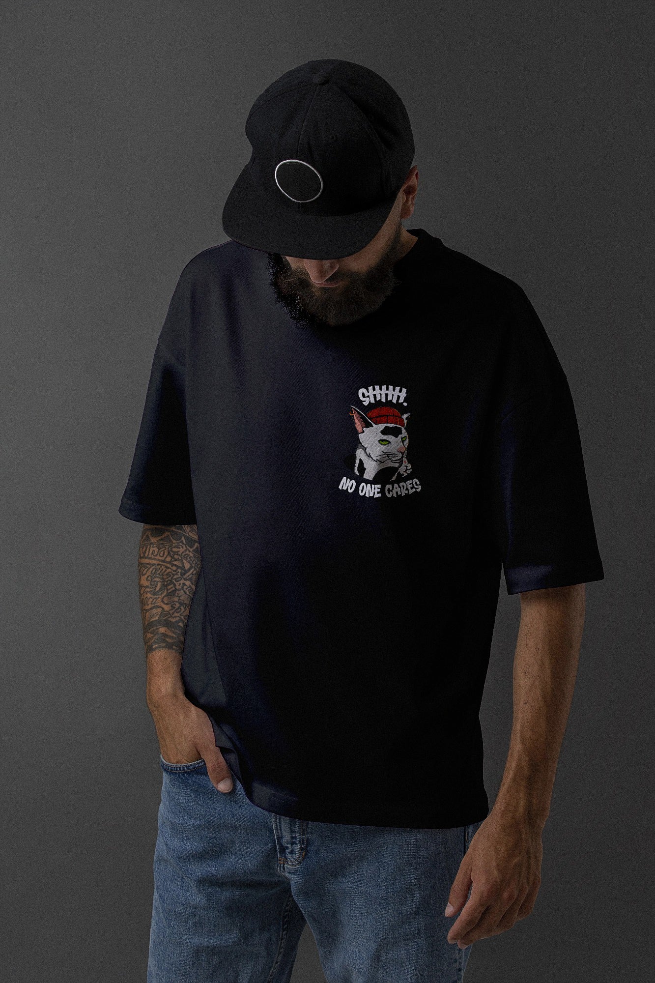 CAMISETA OVERSIZED SHHH.