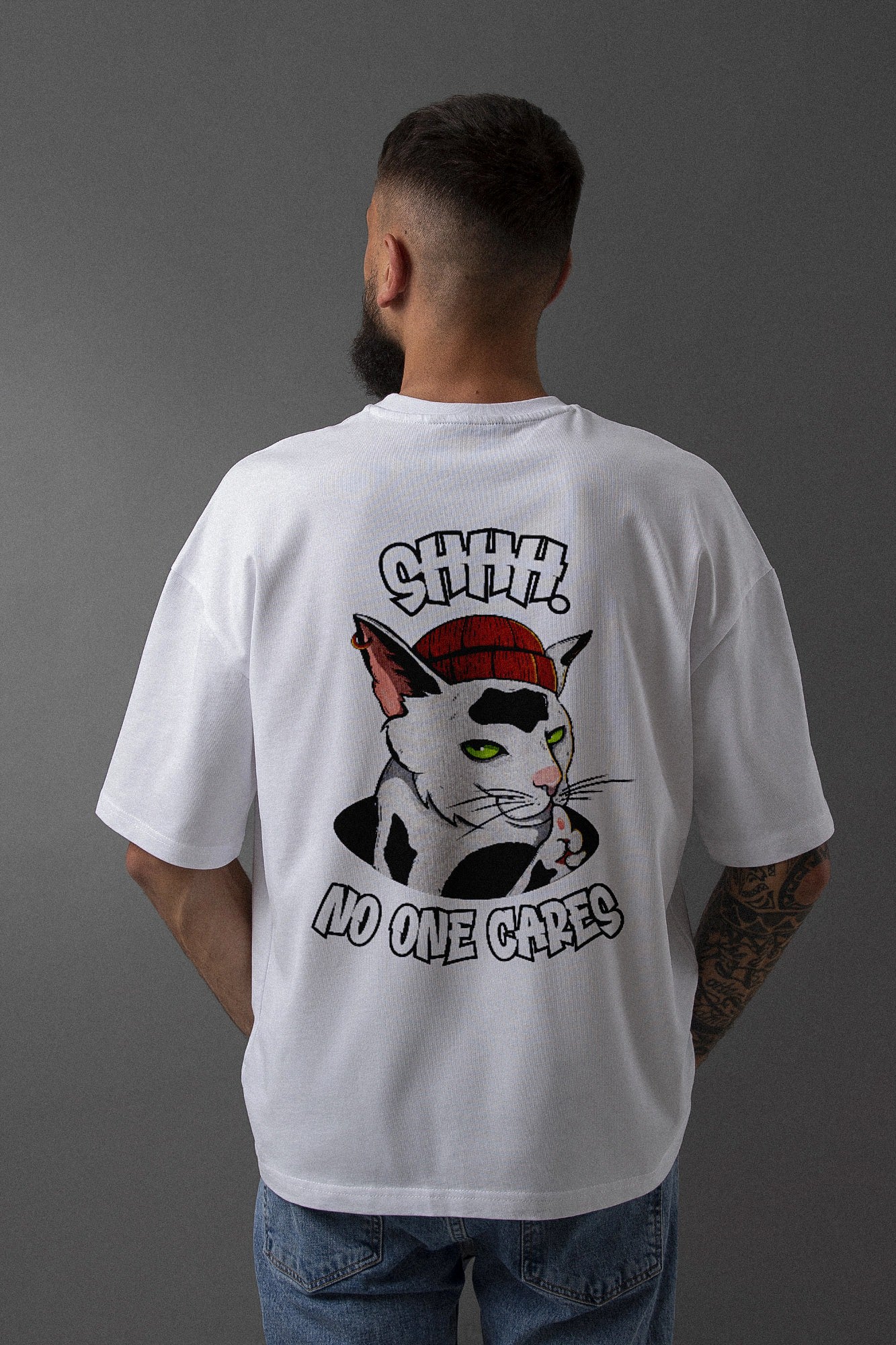 CAMISETA OVERSIZED SHHH.