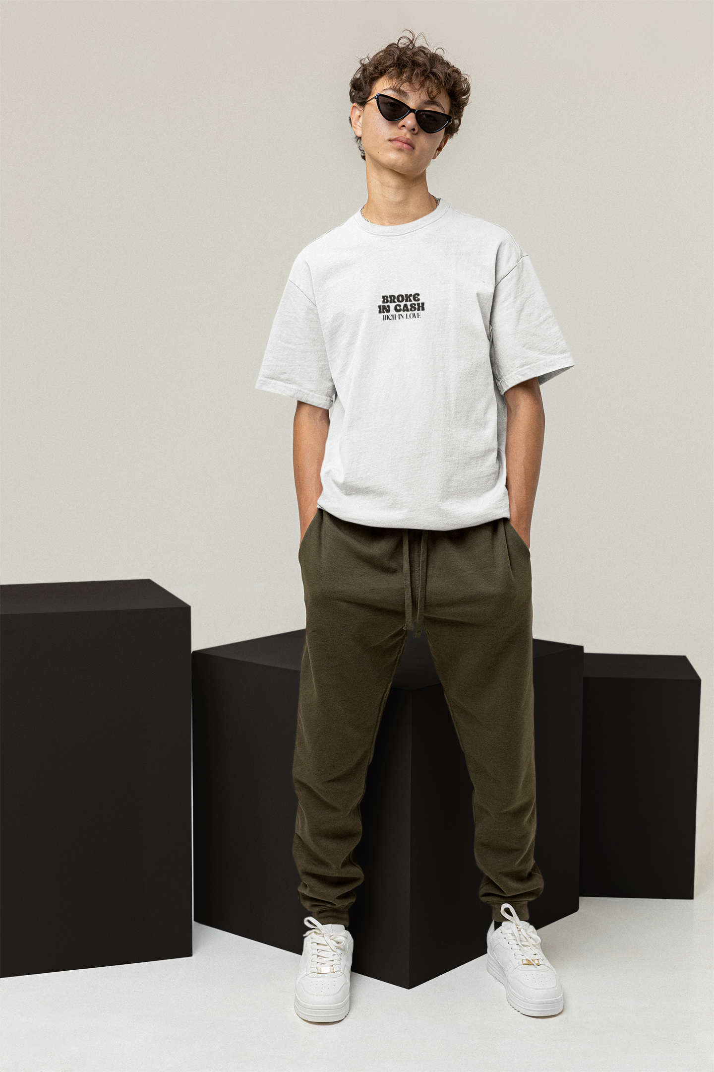 CAMISETA OVERSIZED RICH IN LOVE